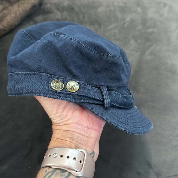 Lauren Ralph Lauren brown wool hat with snap and AEO navy hat - Picture 7 of 9